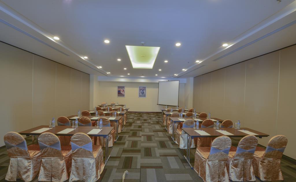 Aristo International Hotel Lao Cai Esterno foto