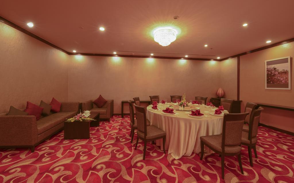 Aristo International Hotel Lao Cai Esterno foto